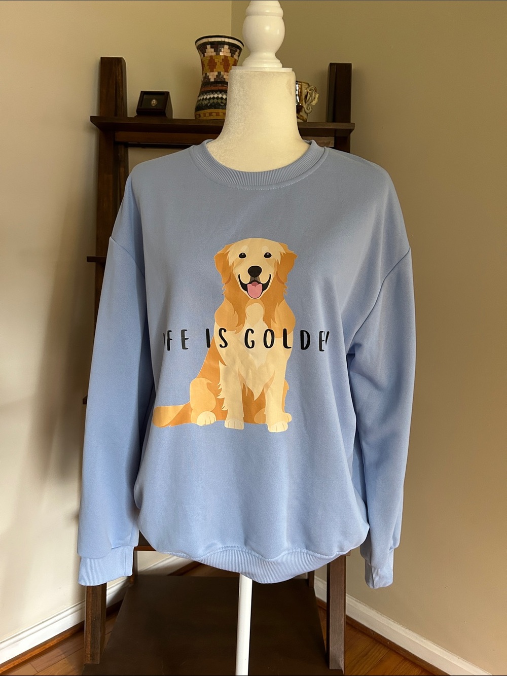 Golden Retriever Lover Graphic Crewneck Sweatshirt - Light Blue